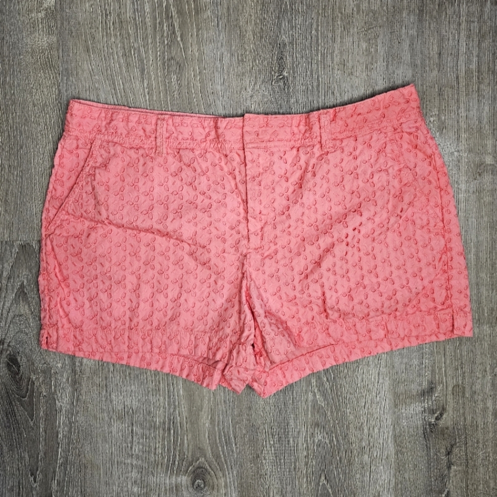GAP pink shorts